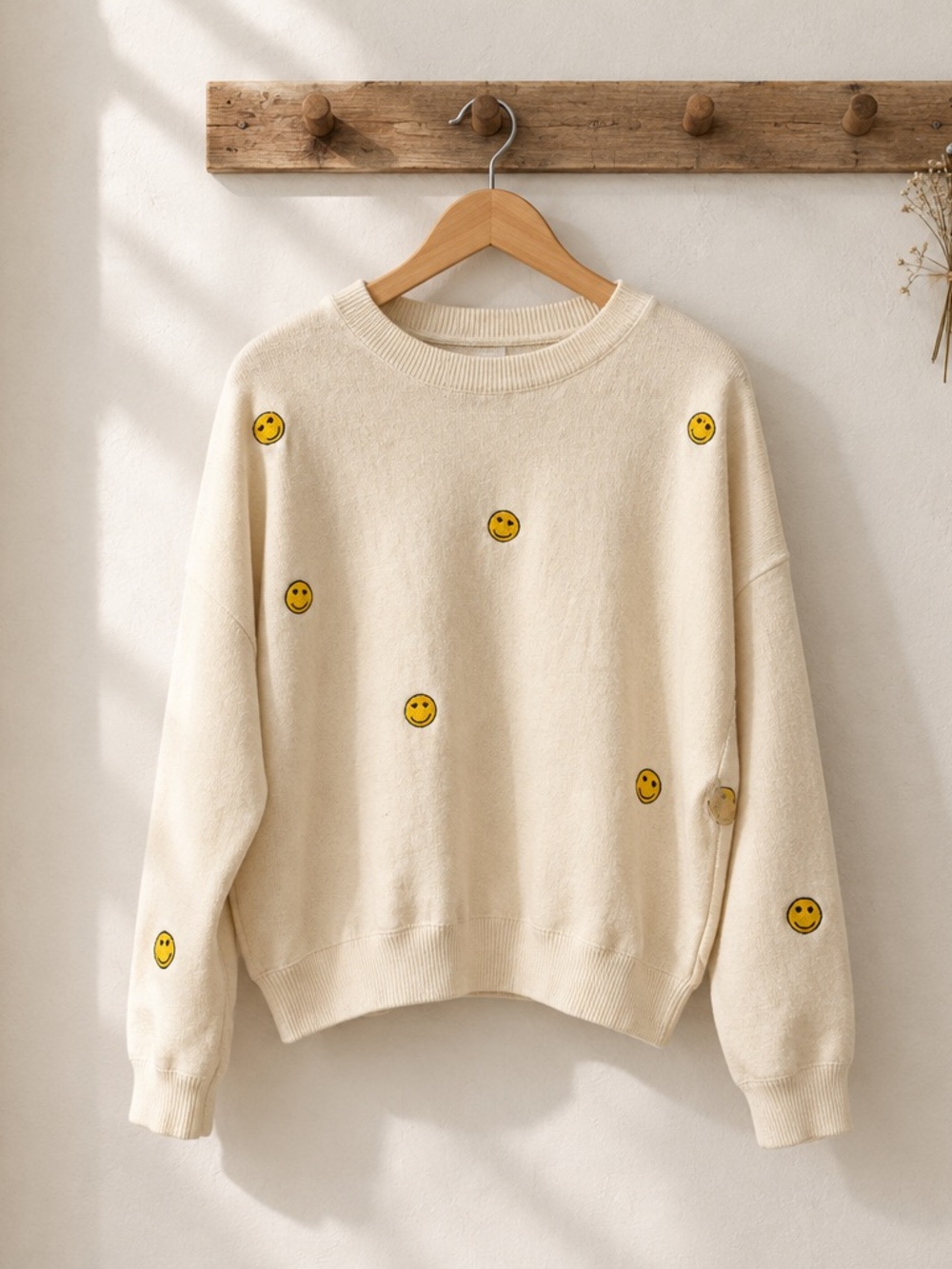 Vintage Havana Cream Crewneck Sweater with Yellow Smiley Motifs